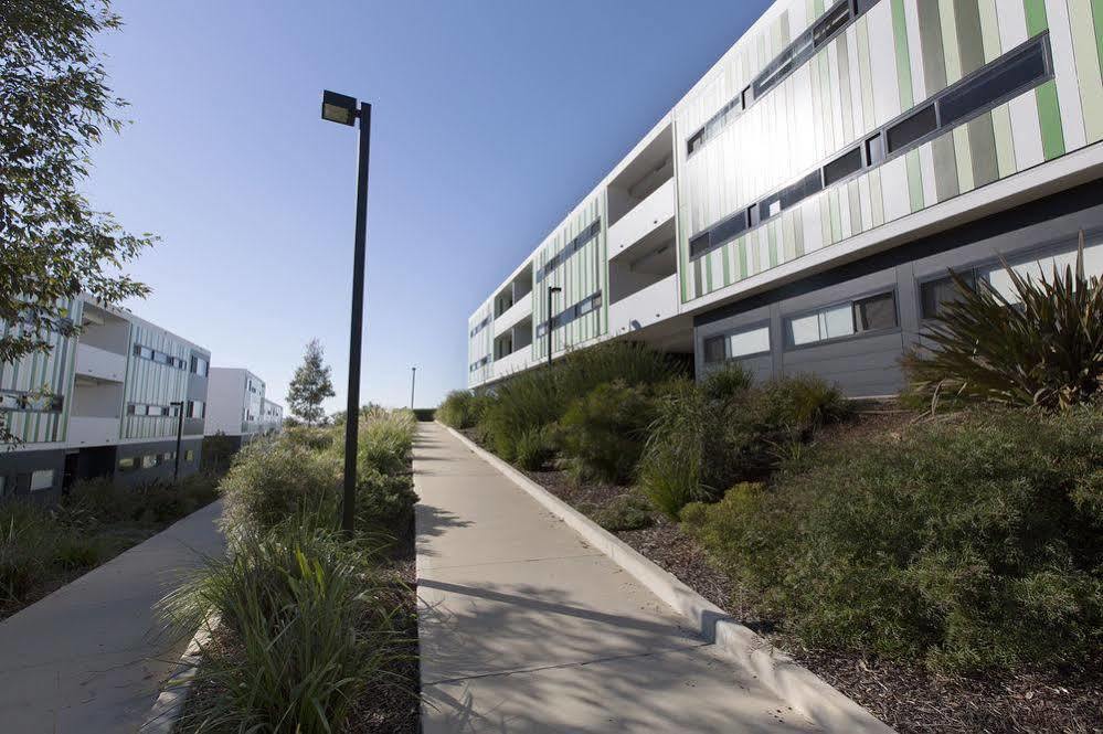 Western Sydney University Village - Campbelltown Eksteriør billede